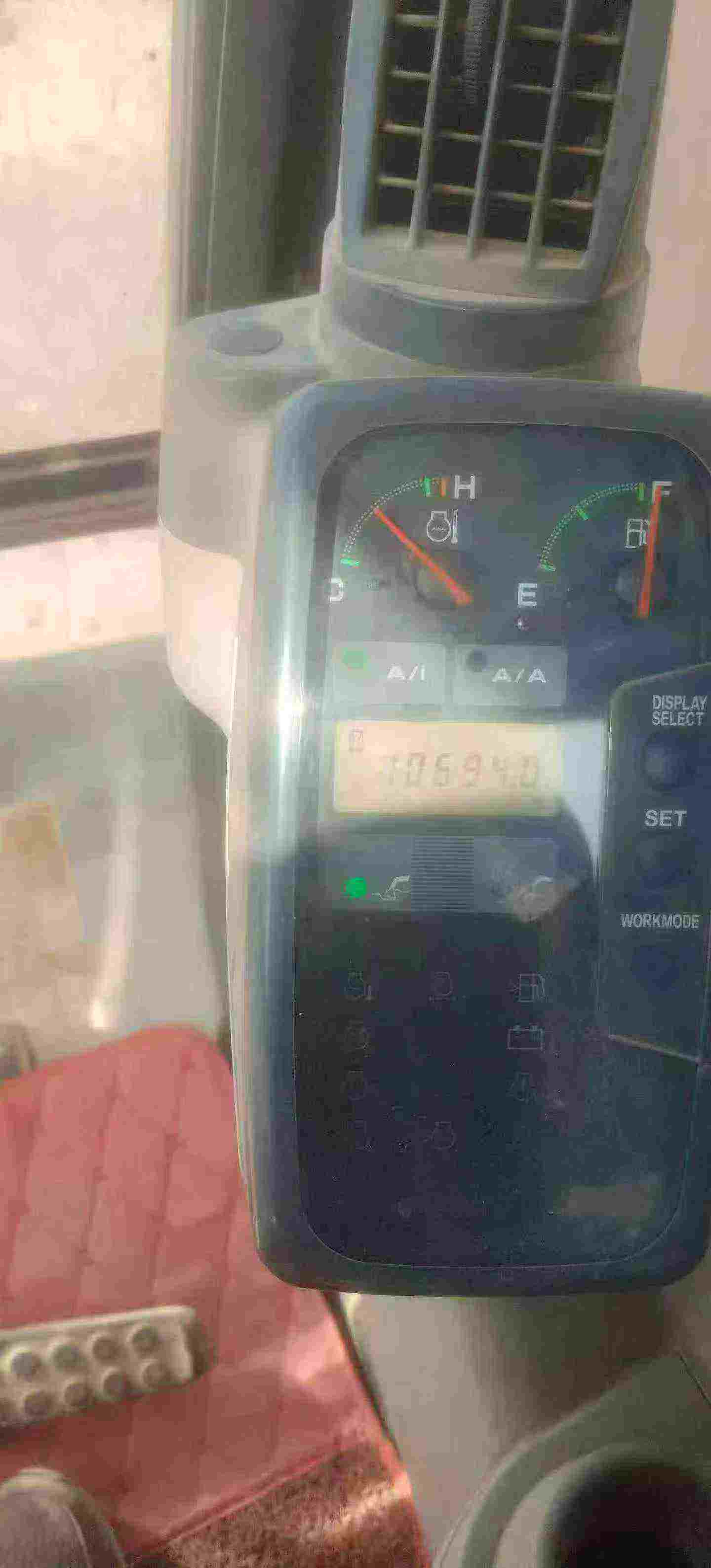 Buy Hitachi EX60-5 Used Excavator / 4