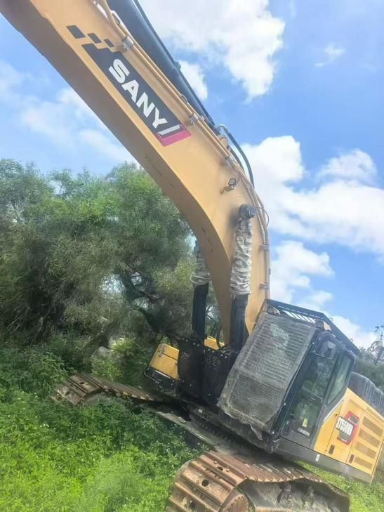 Buy Sany SY550H Used Excavator / 1