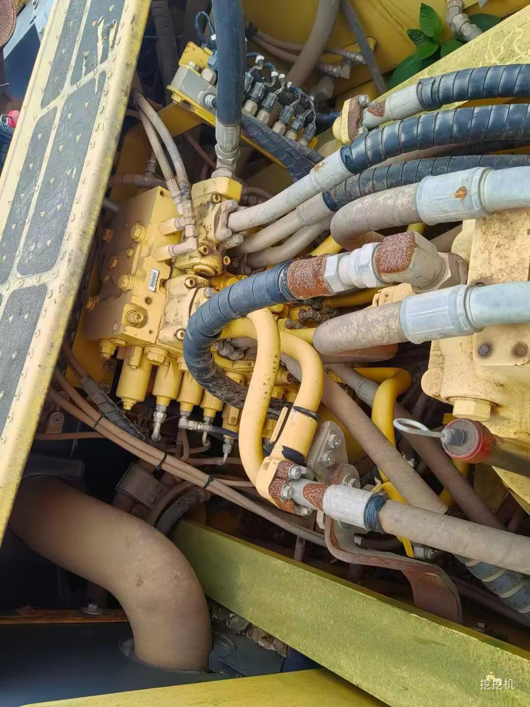 Buy Komatsu PC360-7 Used Excavator / 2