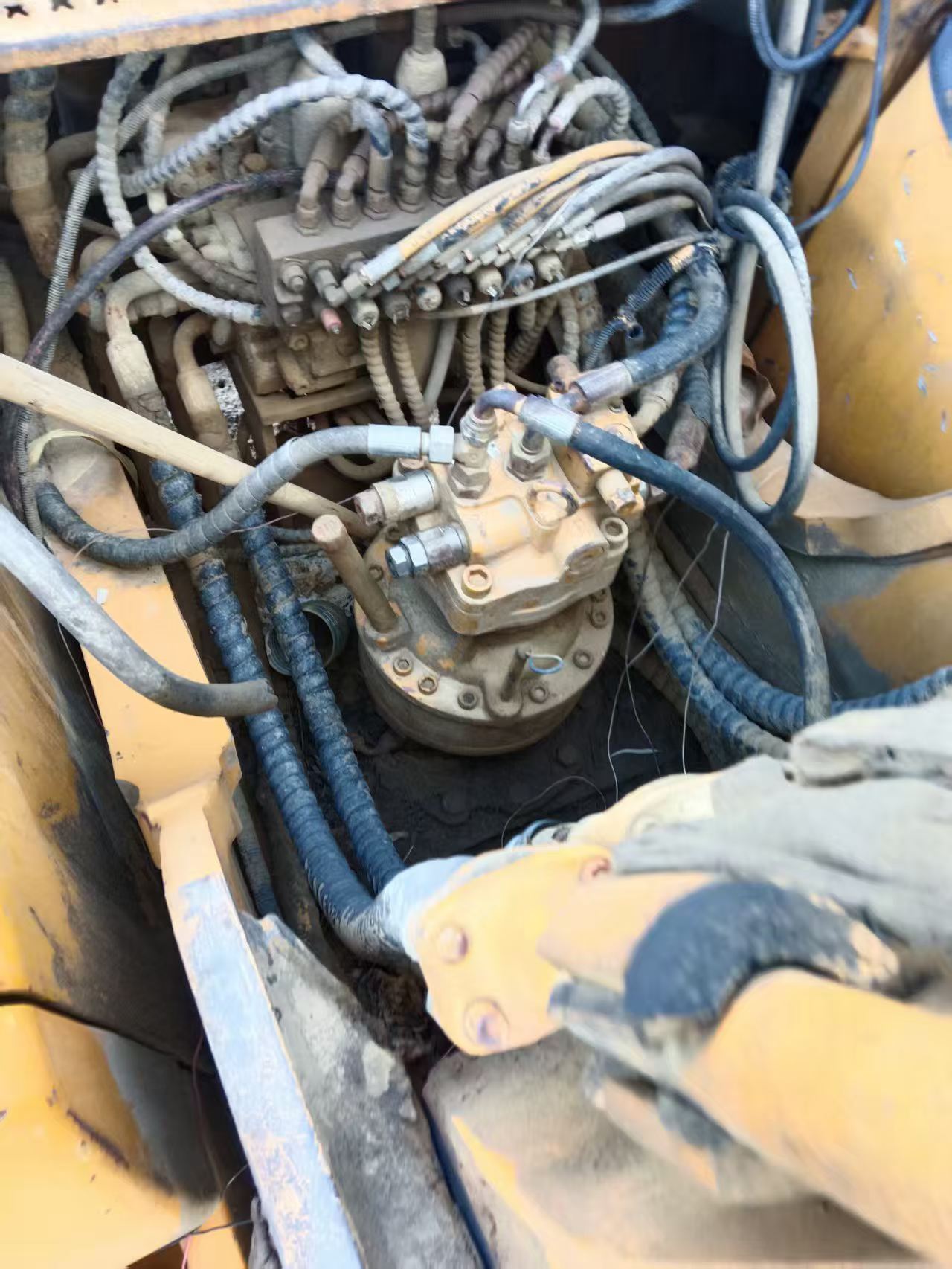 Buy Sany SY235C-8 Used Excavator / 3