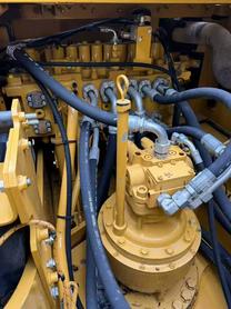 Buy Caterpillar 323 Used Excavator / 8 Buy Caterpillar 323 Used Excavator / 8