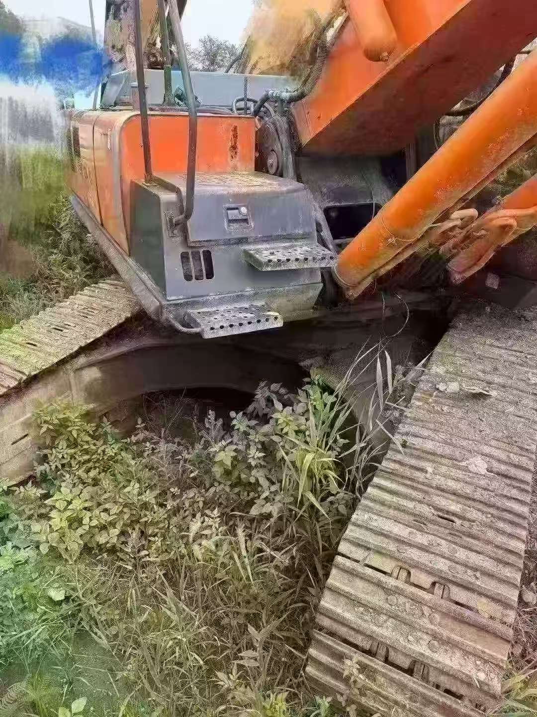 Buy Hitachi EX360-5 Used Excavator / 3