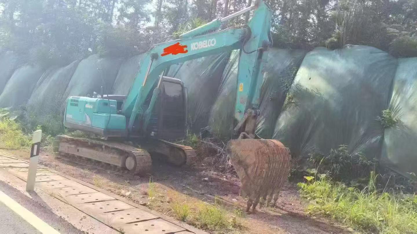 Buy Kobelco SK140 Used Excavator / 7