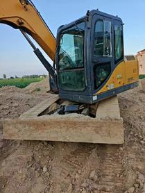 Buy XCMG XE75C Used Excavator / 4 Buy XCMG XE75C Used Excavator / 4