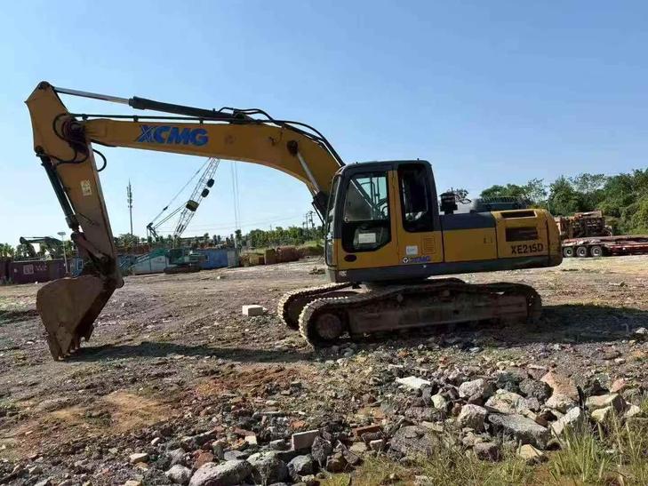 Buy XCMG XE200DA Used Excavator / 1