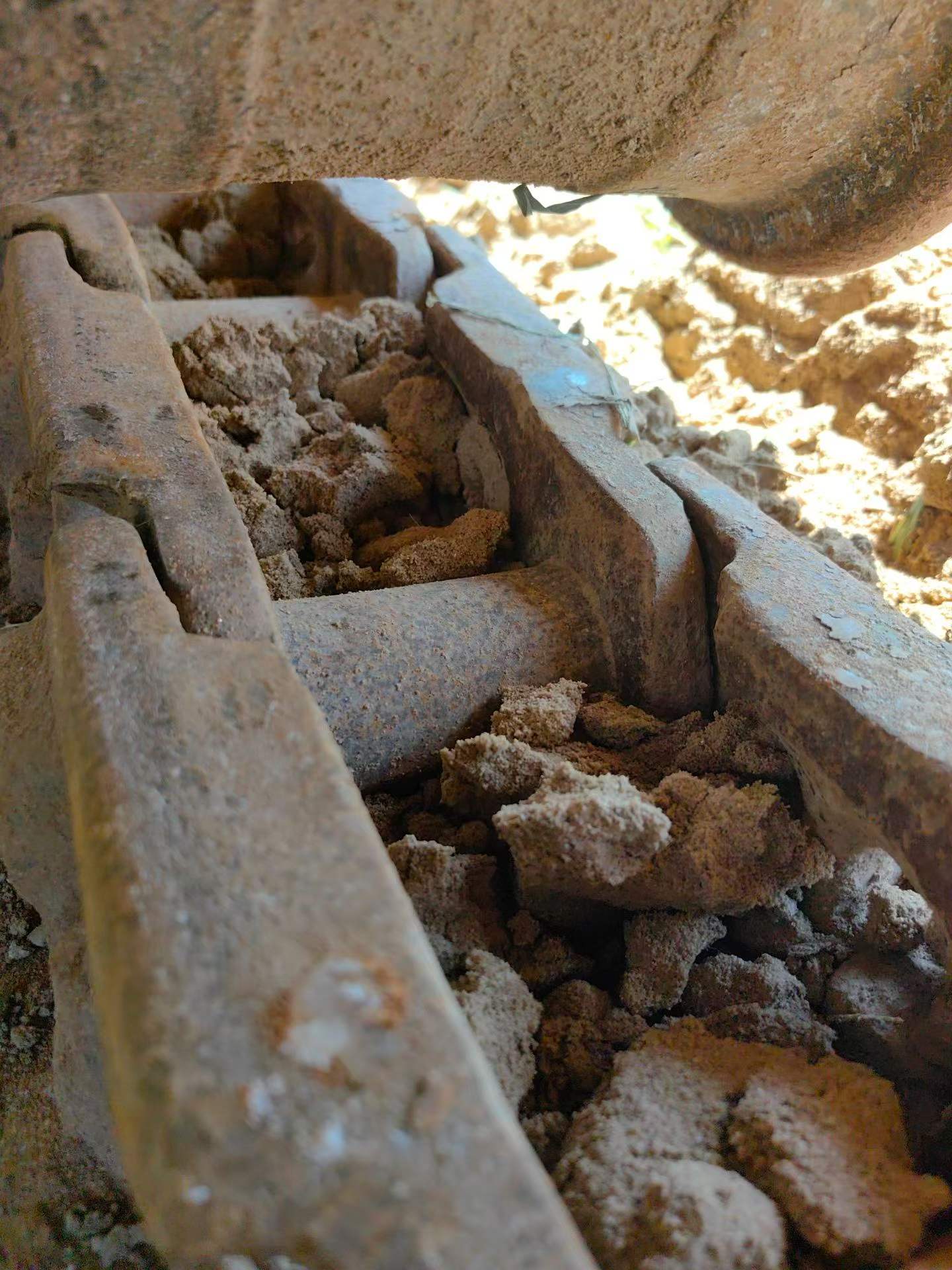 Buy Hyundai R215VS Used Excavator / 6