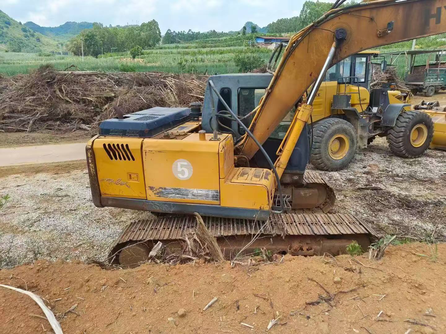 Buy Hyundai R150-7 Used Excavator / 3