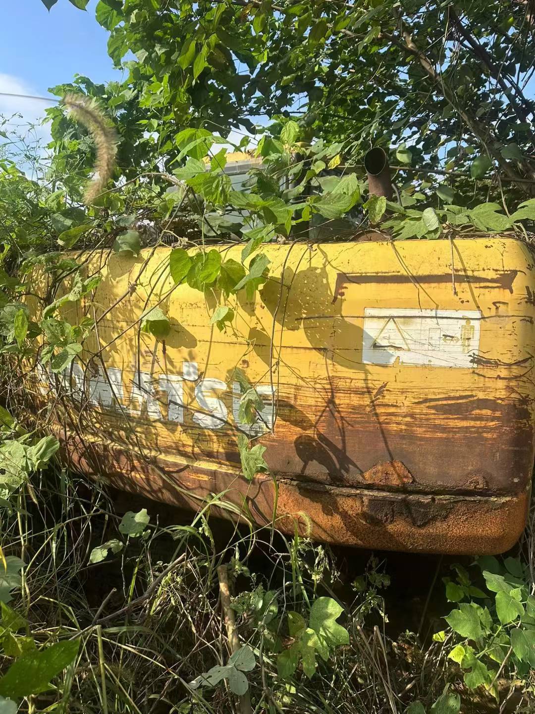 Buy Komatsu PC220-7 Used Excavator / 2