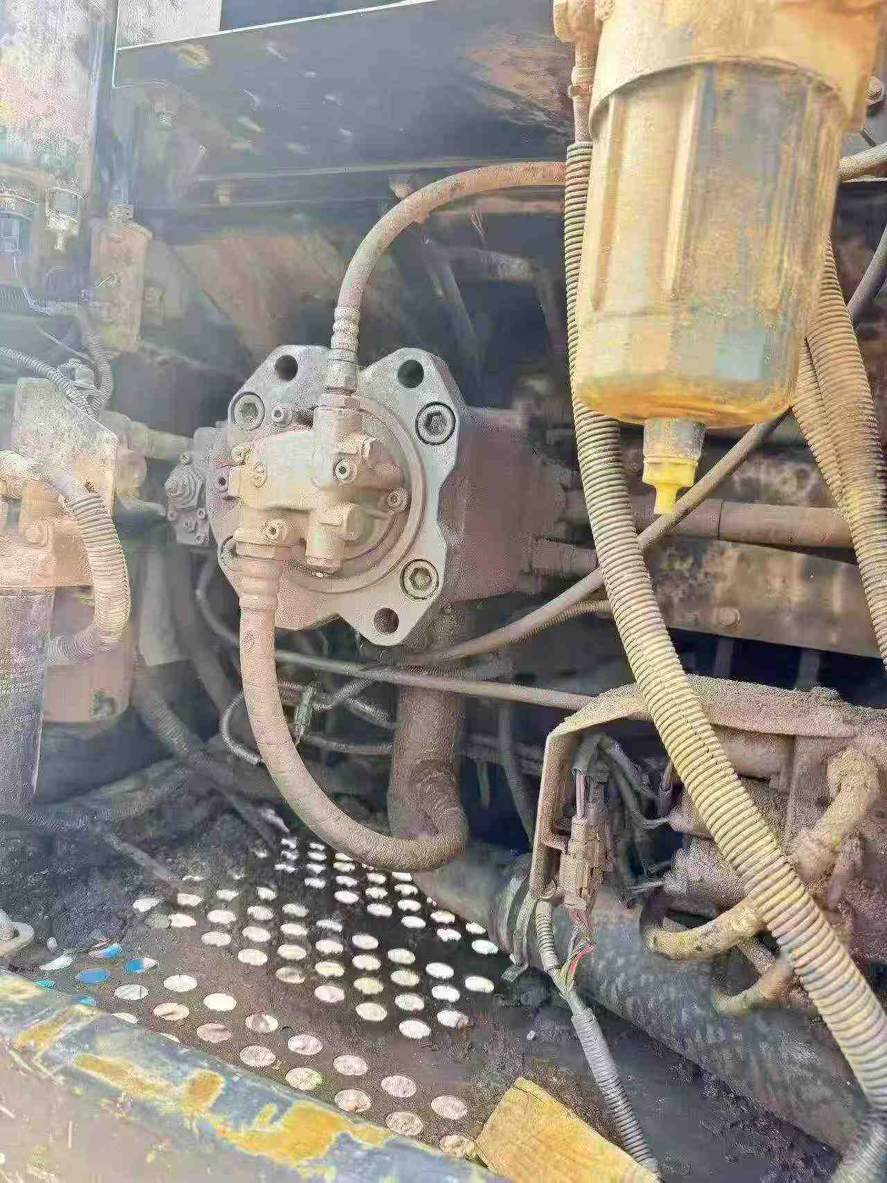 Buy Sumitomo SH210-5 Used Excavator / 6