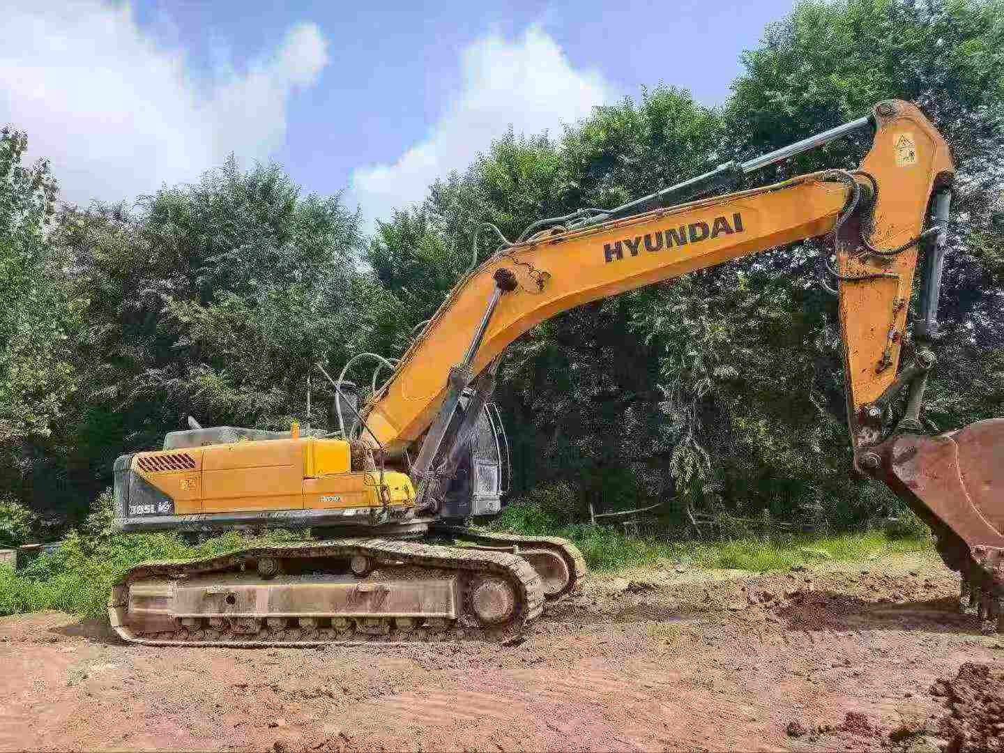 Buy Hyundai R385LVS Used Excavator / 5