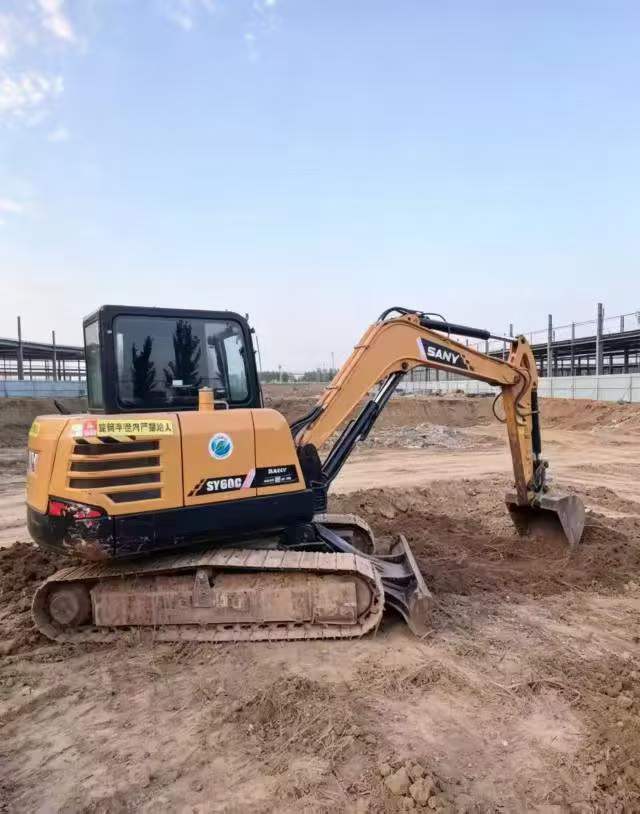 Buy Sany SY60 Used Excavator / 4