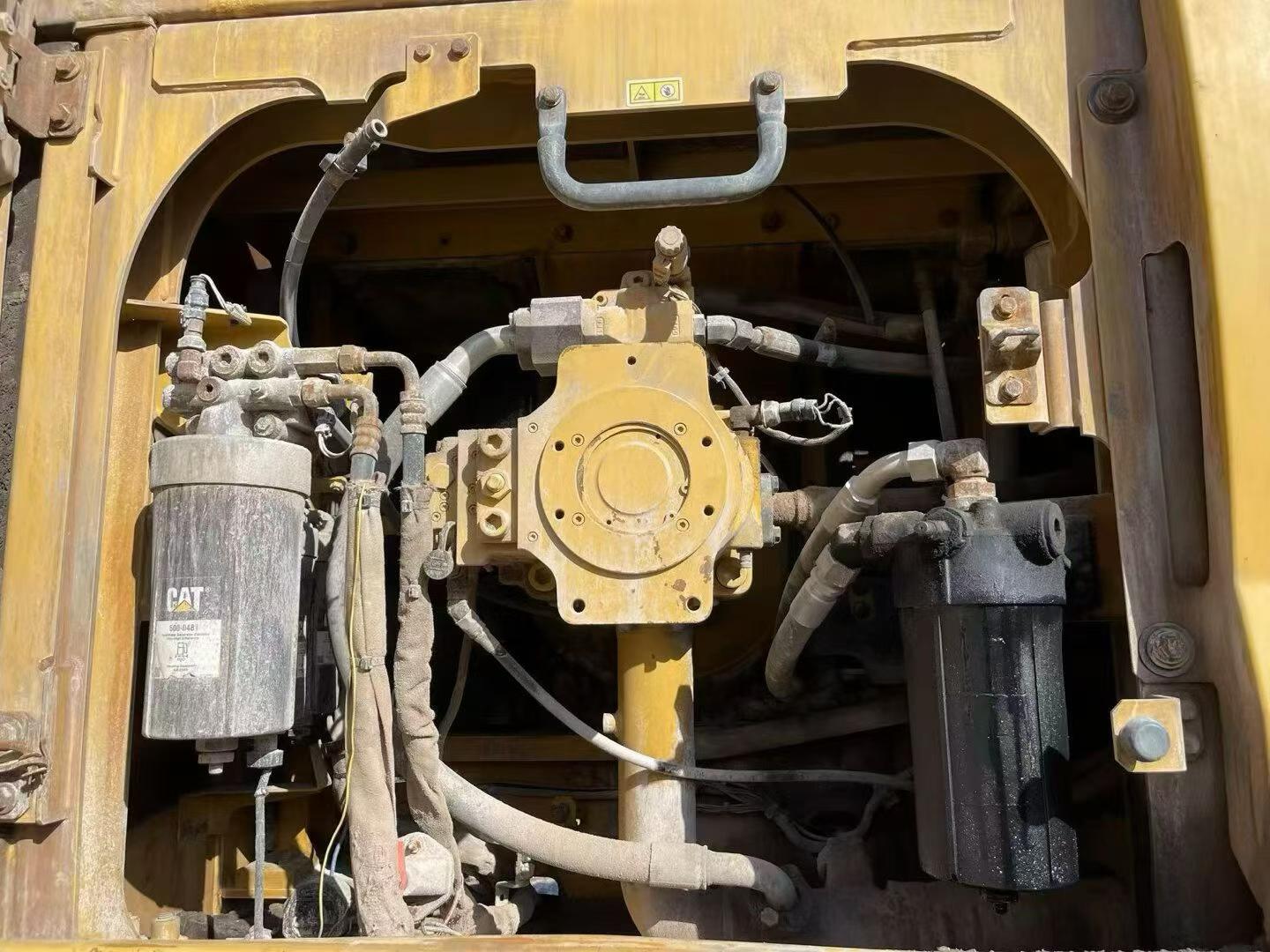 Buy Caterpillar 349E Used Excavator / 8