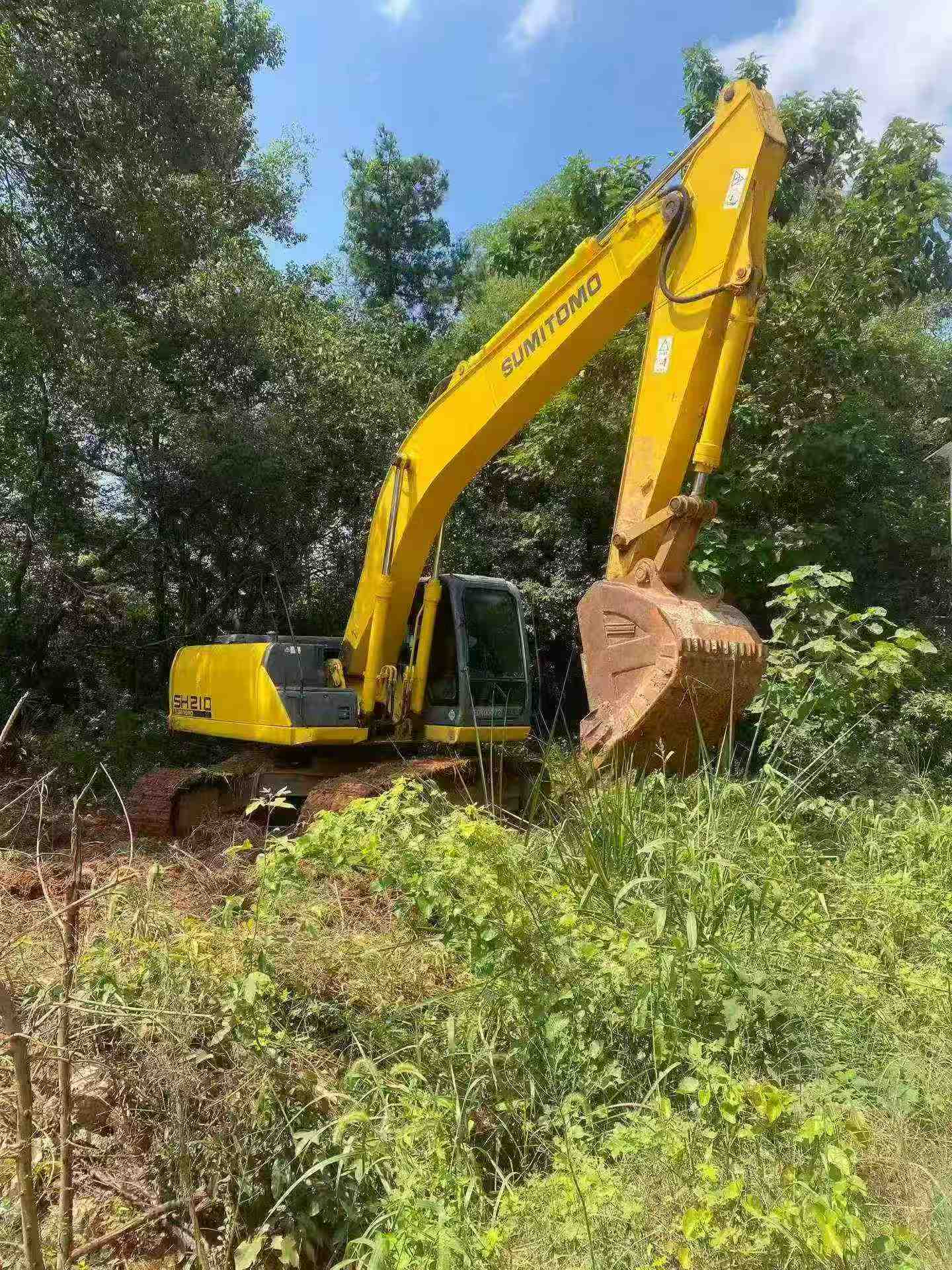 Buy Sumitomo SH210A5 Used Excavator / 2