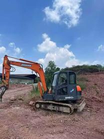 Buy Doosan DH60 Used Excavator / 3 Buy Doosan DH60 Used Excavator / 3