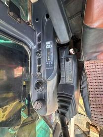 Buy Kobelco SK200 Used Excavator / 4 Buy Kobelco SK200 Used Excavator / 4