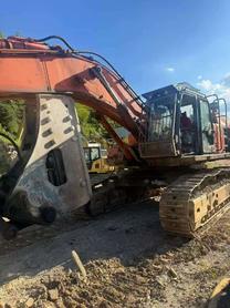 Buy Hitachi ZX520H-5A Used Excavator / 8 Buy Hitachi ZX520H-5A Used Excavator / 8