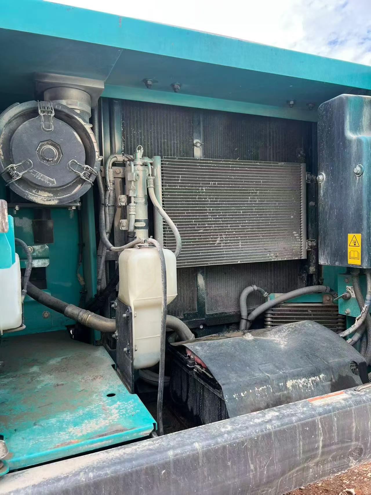 Buy Kobelco SK130 Used Excavator / 6