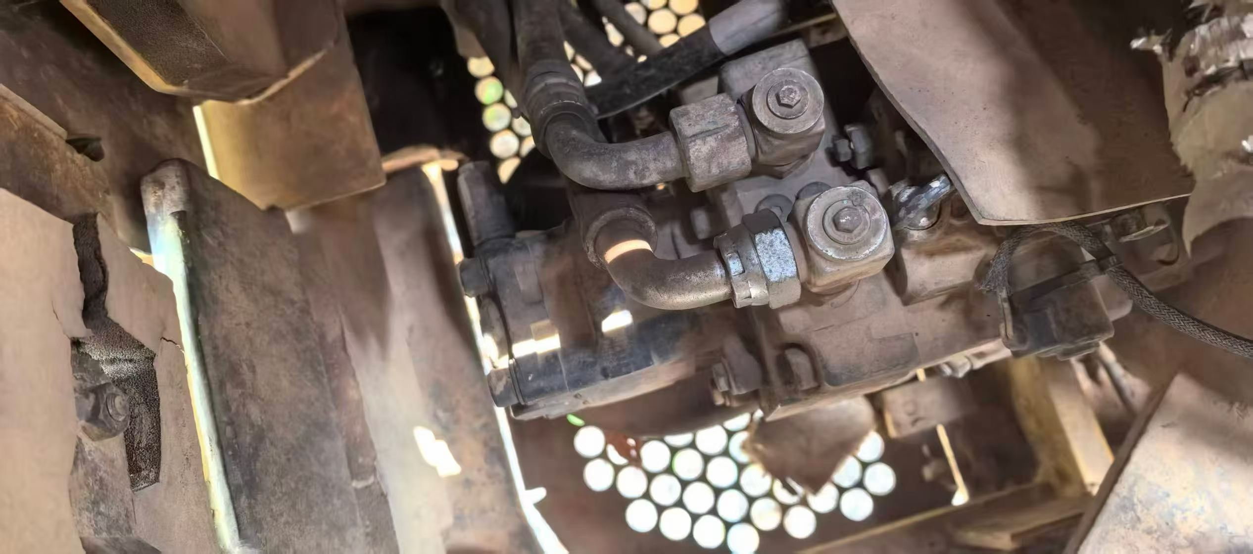 Buy Komatsu PC56-7 Used Excavator / 2