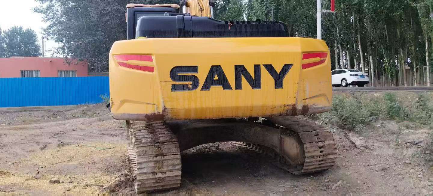 Buy Sany SY245H Used Excavator / 2