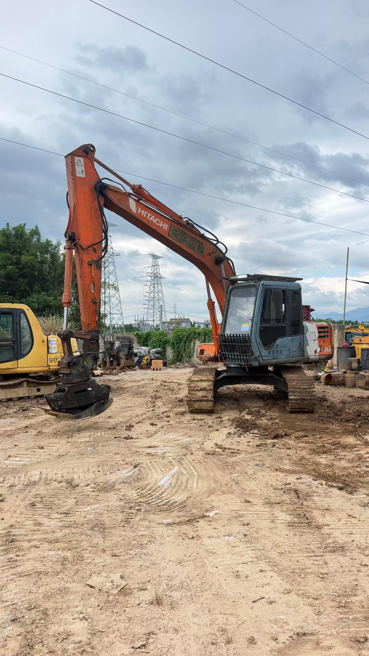 Buy Hitachi EX120 Used Excavator / 5