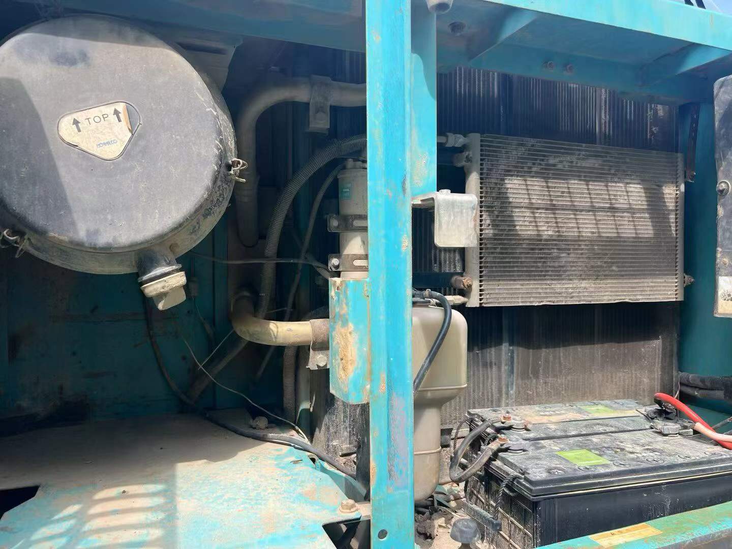 Buy Kobelco SK250 Used Excavator / 6