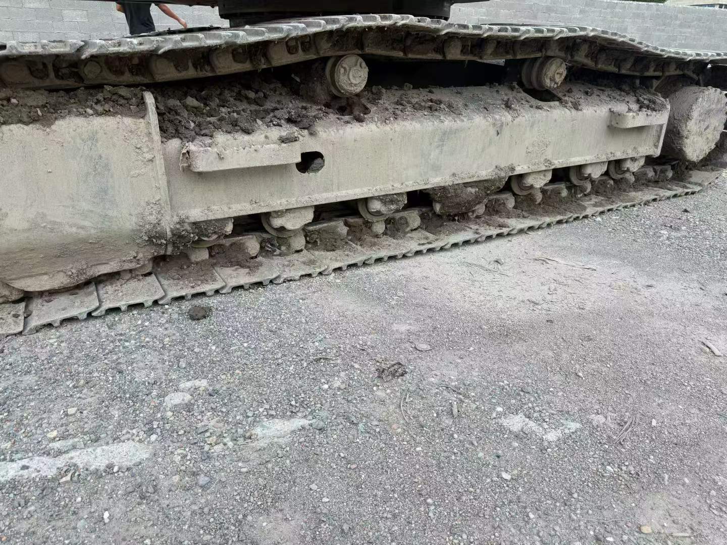 Buy Hyundai R215VS Used Excavator / 7