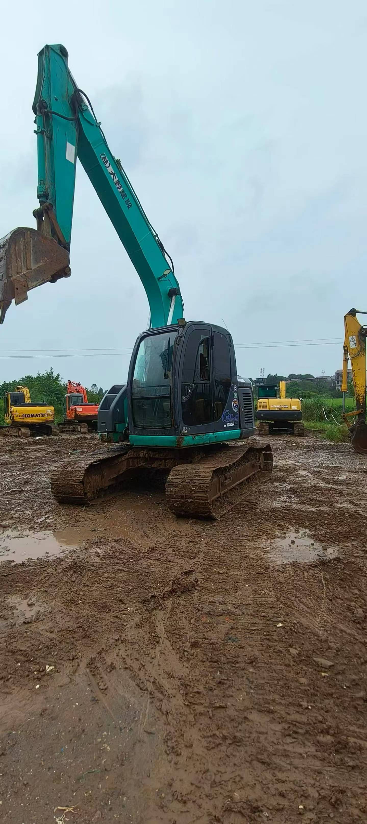 Buy Kobelco SK135 Used Excavator / 2