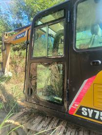 Buy Sany SY75 Used Excavator / 9 Buy Sany SY75 Used Excavator / 9