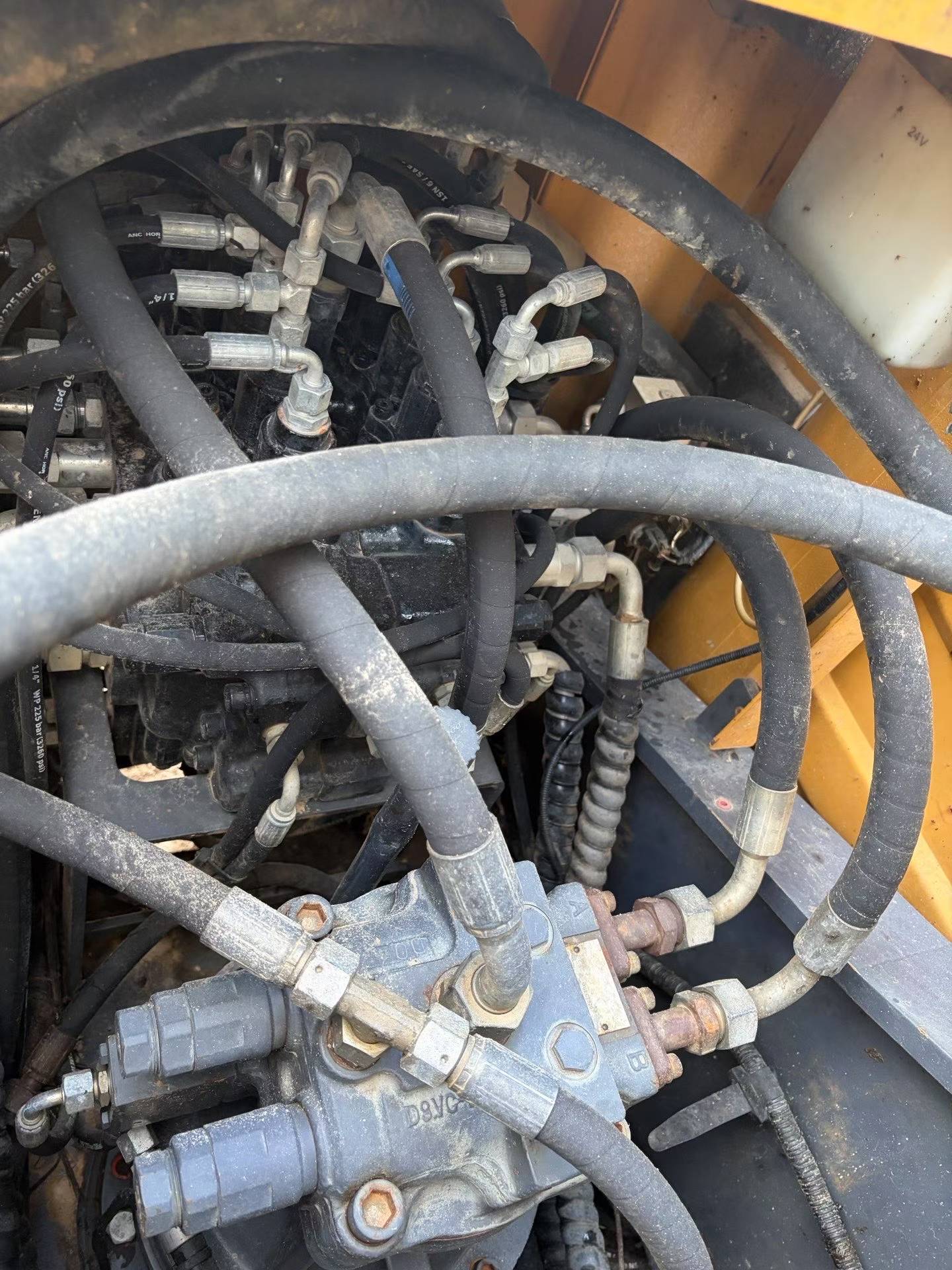 Buy XCMG Used Excavator / 8