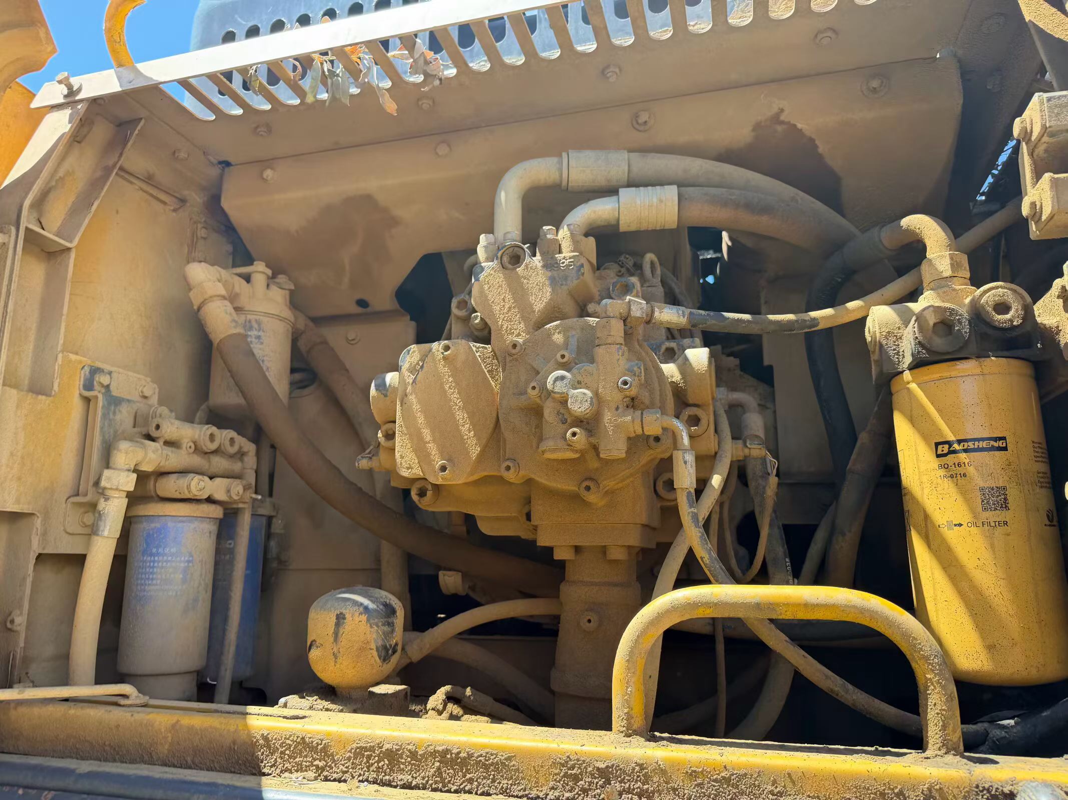 Buy XCMG LW550FV Used Excavator / 4