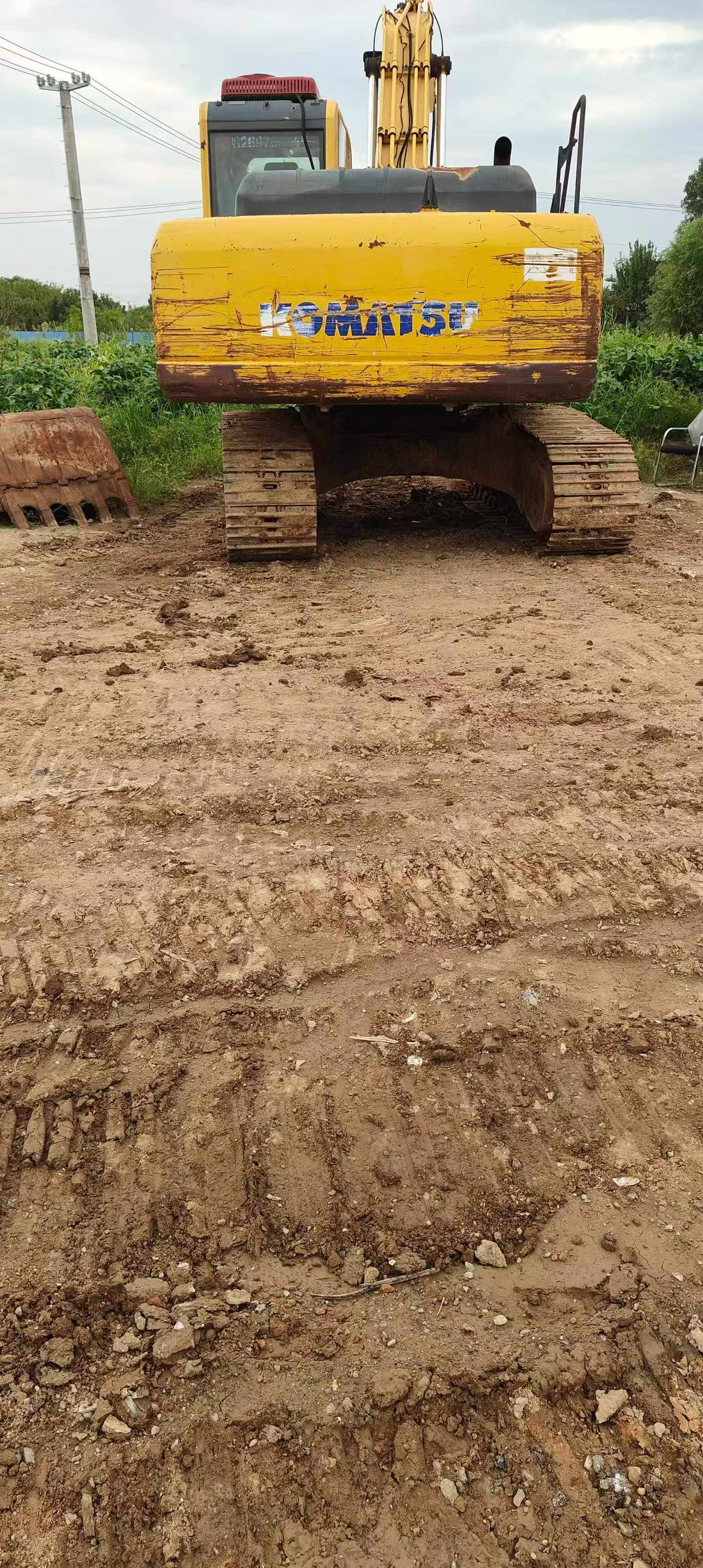 Buy Komatsu PC200-8 Used Excavator / 7