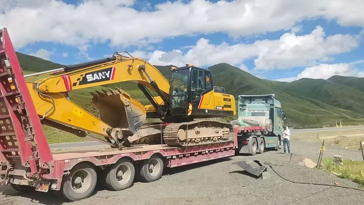Buy Sany SY245H Used Excavator / 1