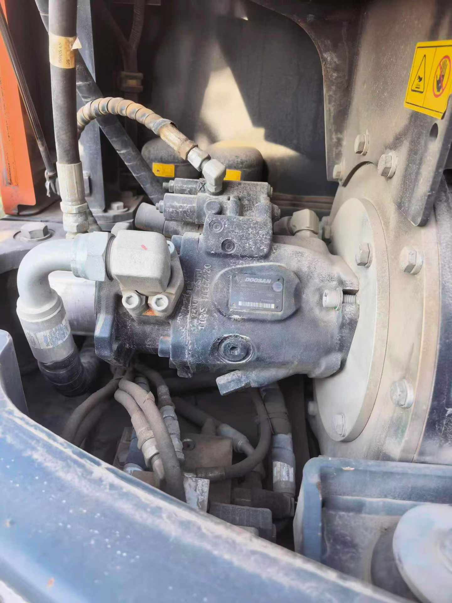 Buy Doosan DH60 Used Excavator / 7