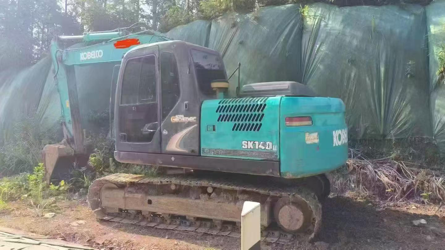 Buy Kobelco SK140 Used Excavator / 3