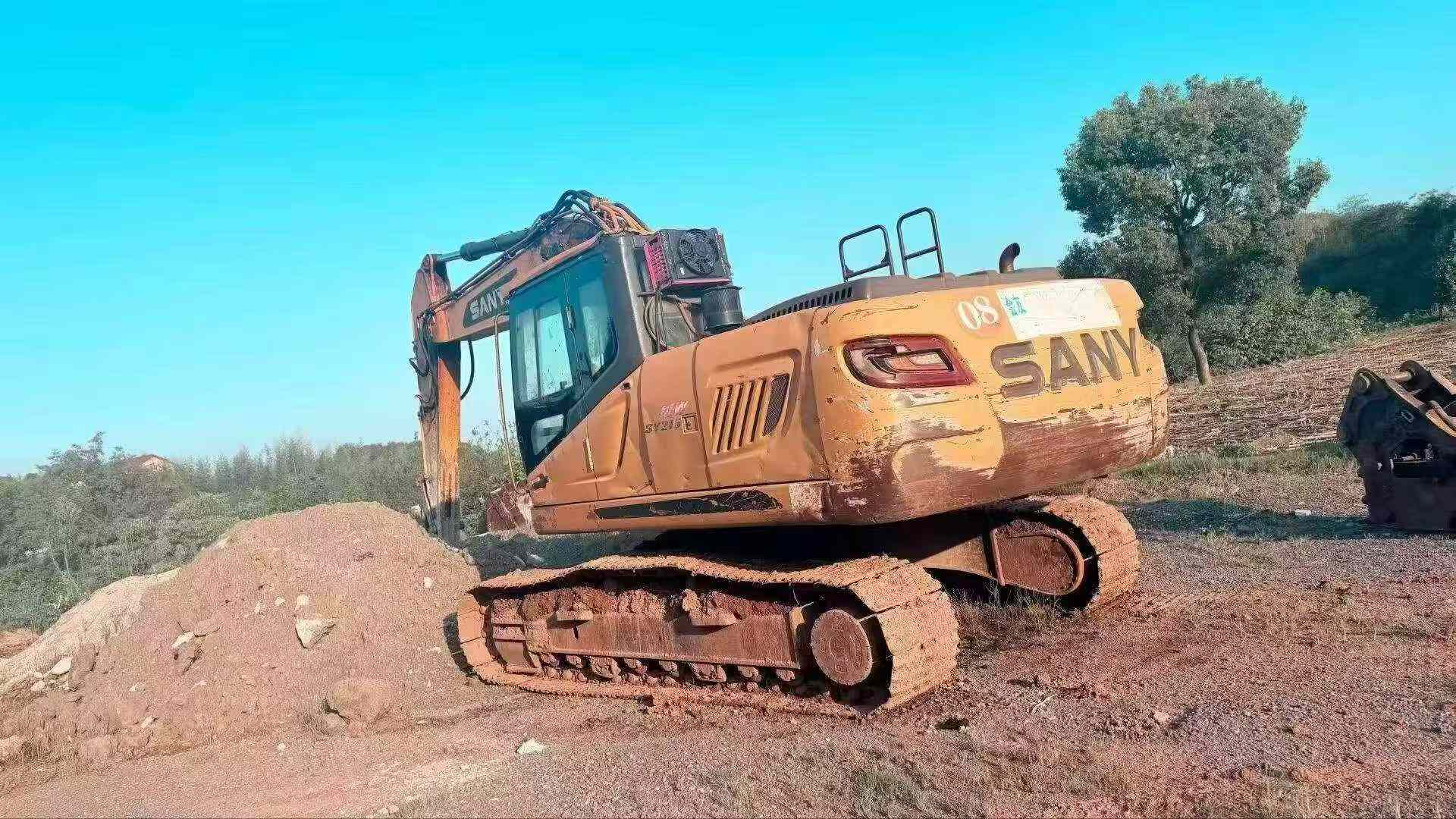Buy Sany SY215C Used Excavator / 3