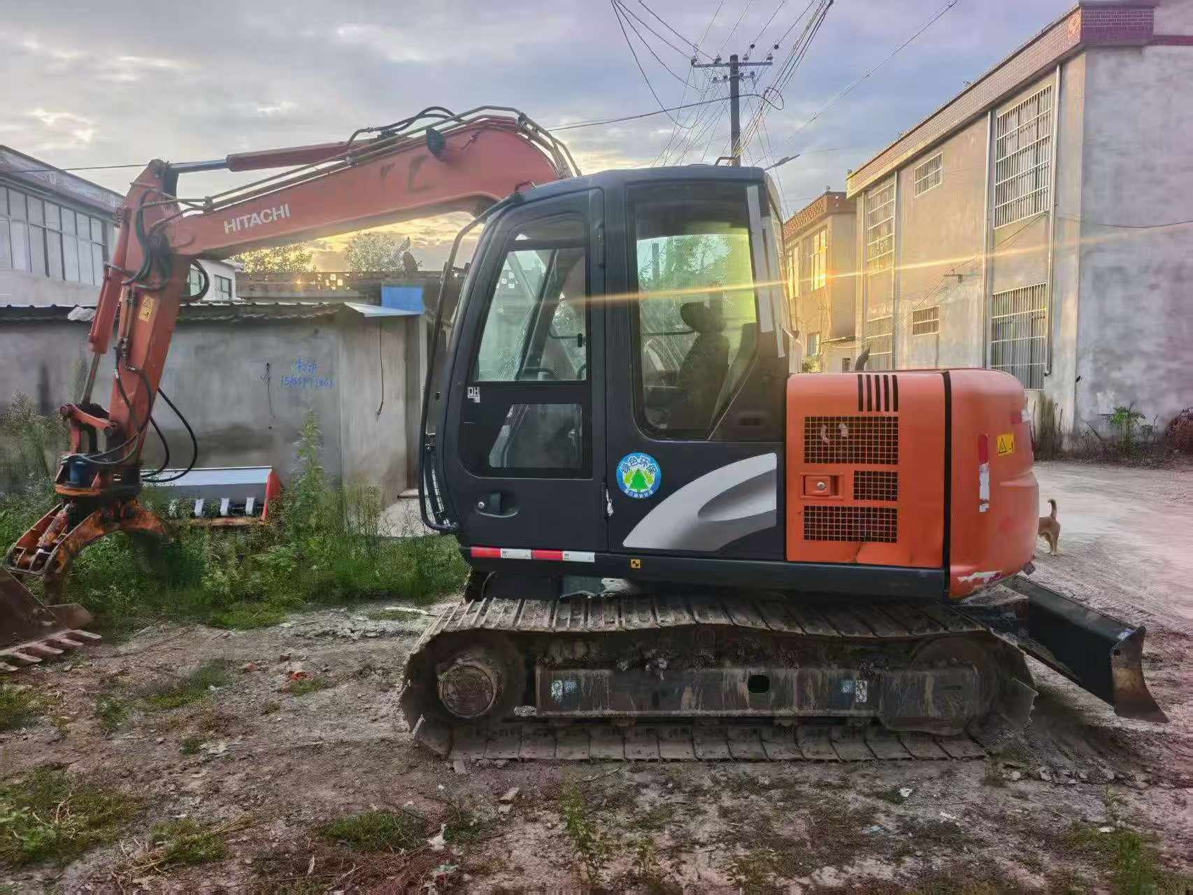 Buy Hitachi ZX70-5A Used Excavator / 5