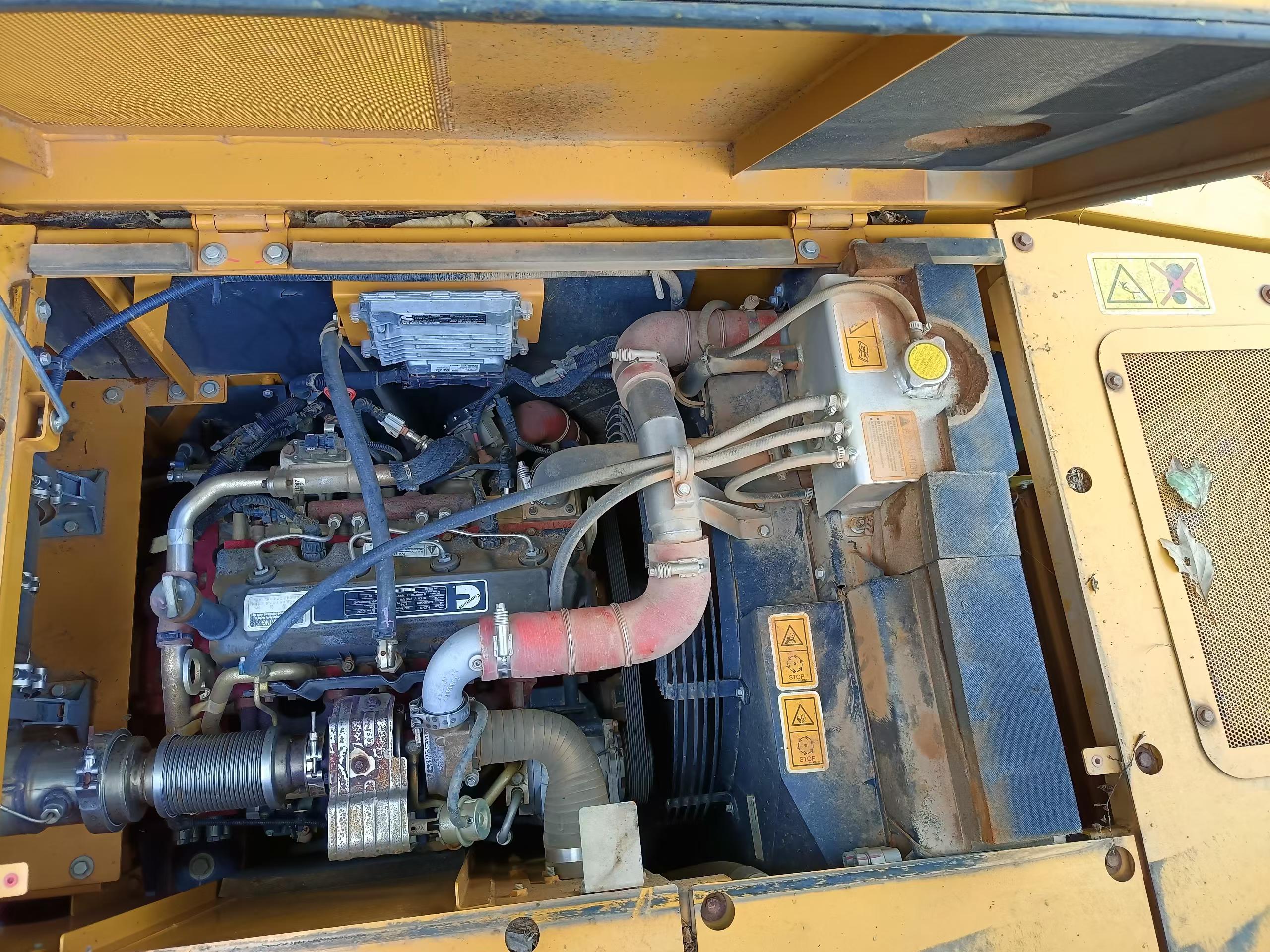 Buy XCMG XE135B Used Excavator / 5