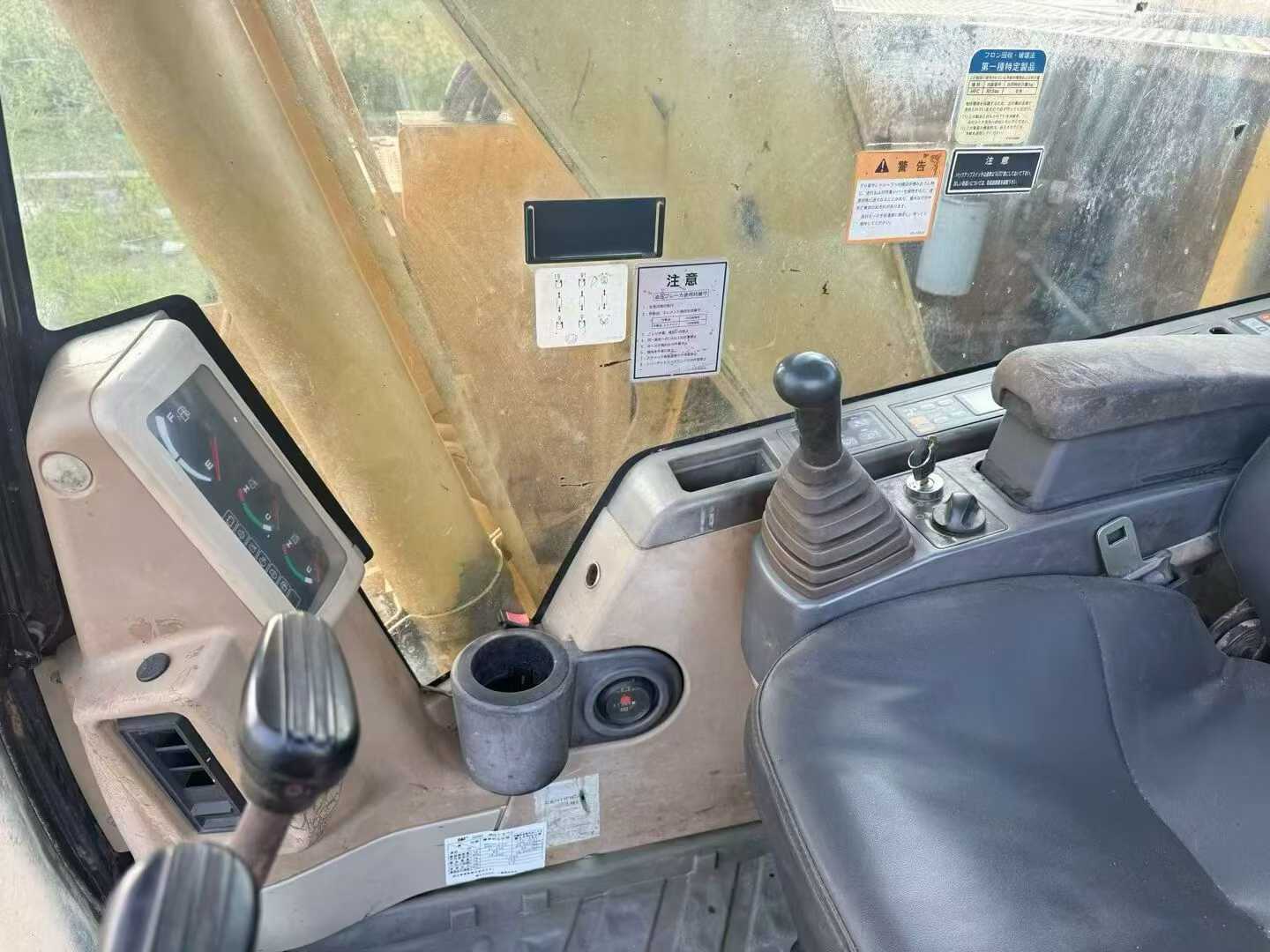 Buy Caterpillar Used Excavator / 5