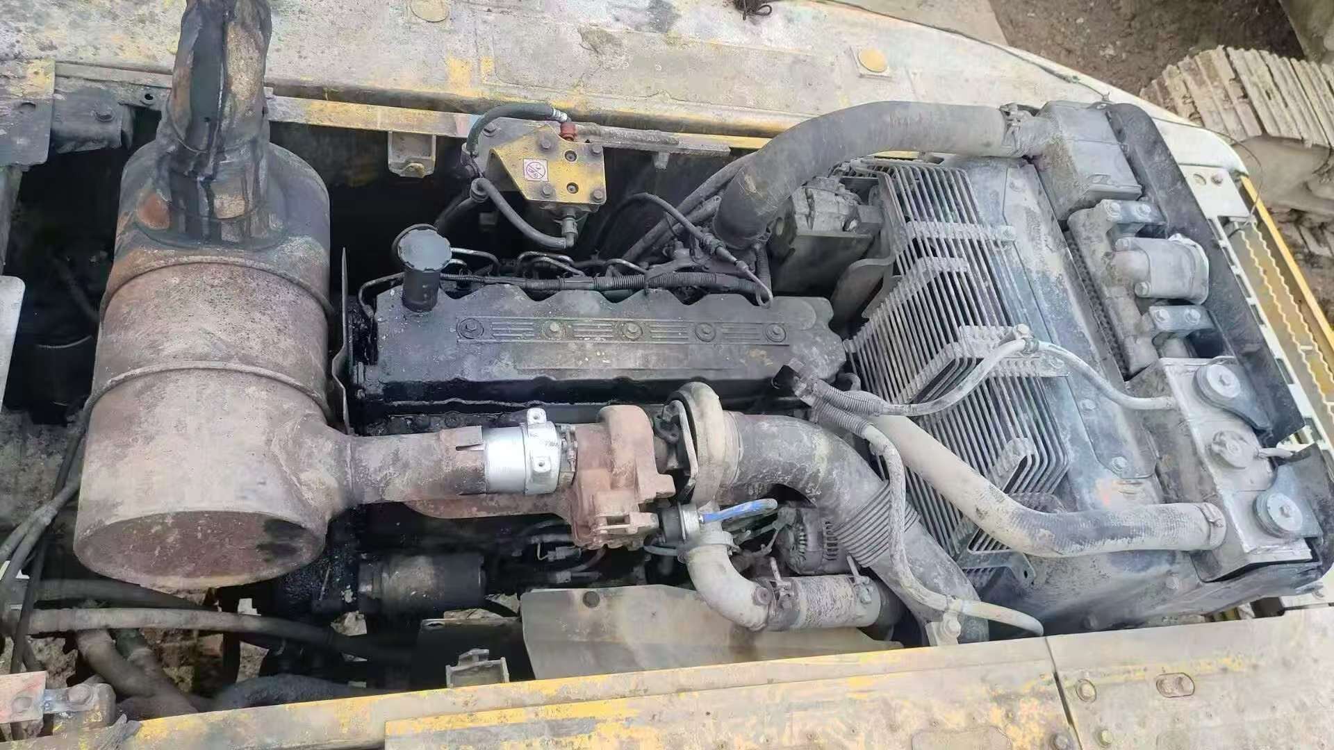 Buy Komatsu PC200-8 Used Excavator / 4