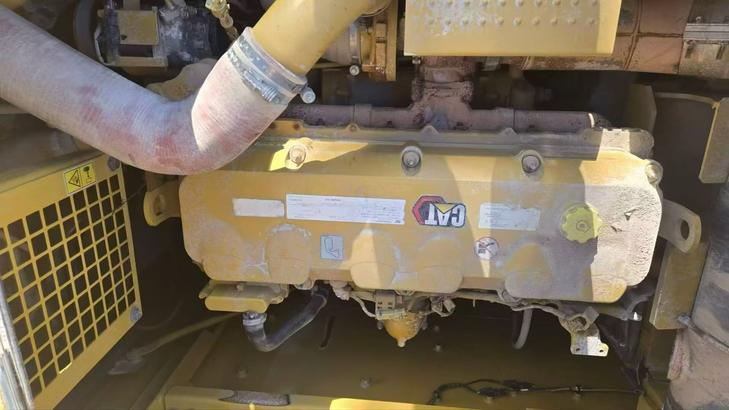 Buy Caterpillar Used Excavator / 1