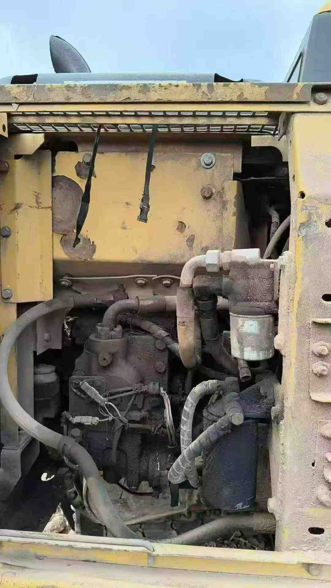 Buy Komatsu PC130 Used Excavator / 4