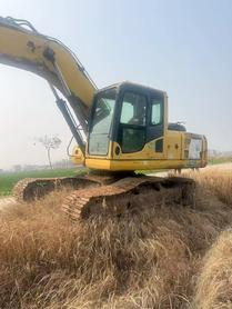 Buy Komatsu PC220-8 Used Excavator / 2 Buy Komatsu PC220-8 Used Excavator / 2