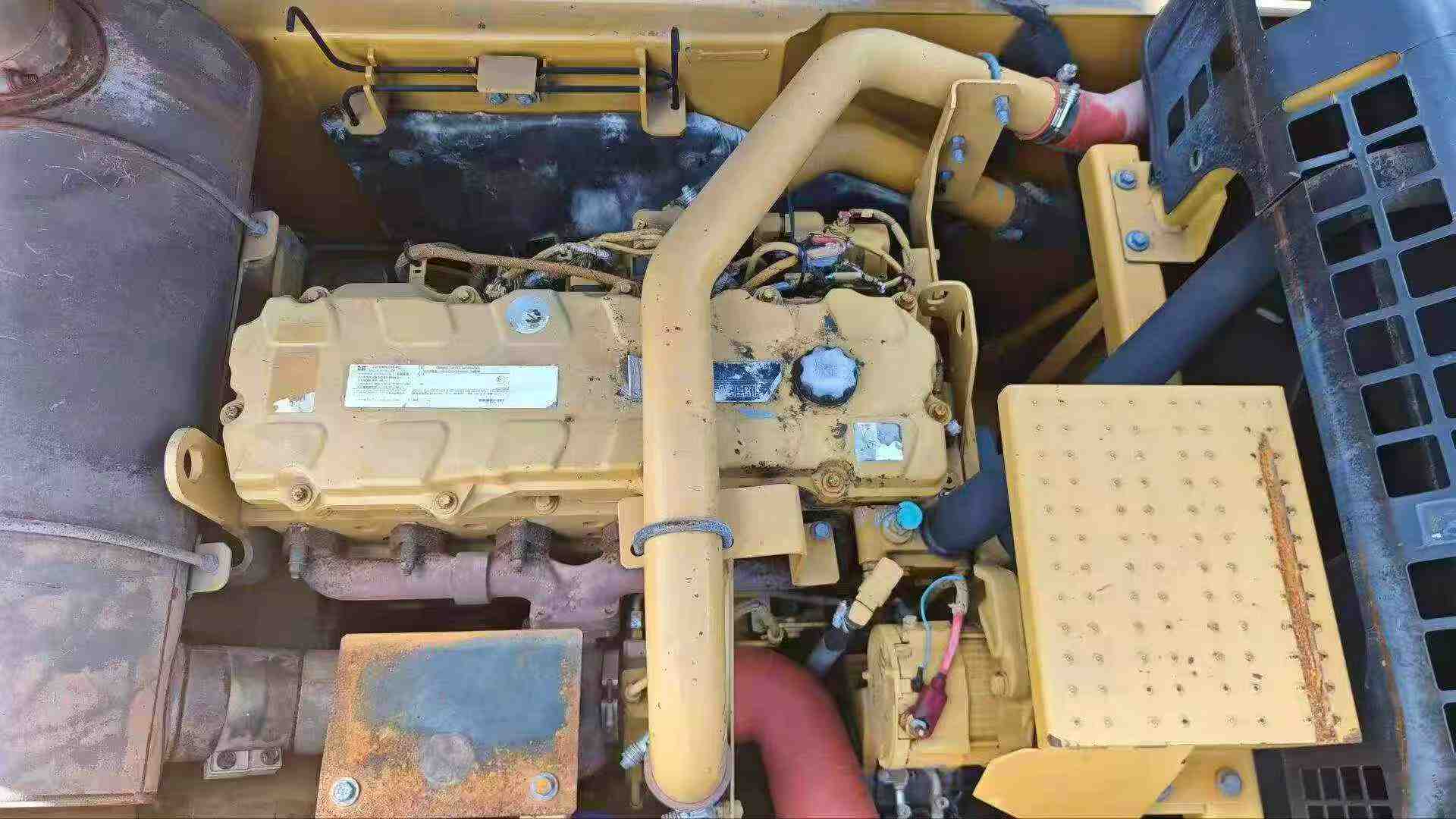 Buy Caterpillar Used Excavator / 4