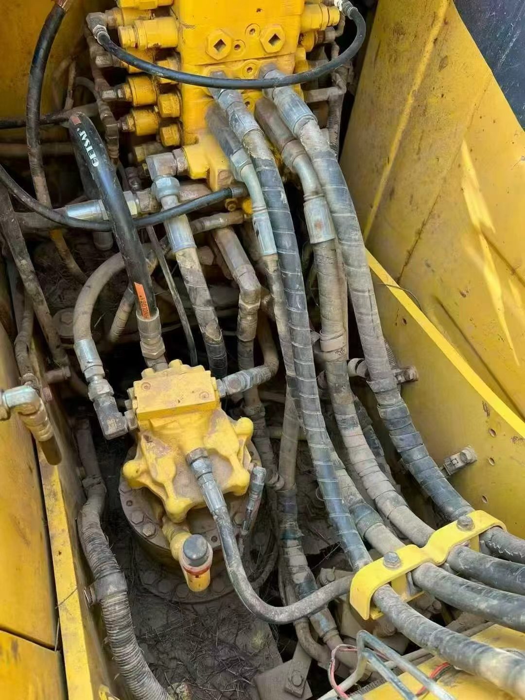 Buy Komatsu PC110-7 Used Excavator / 7