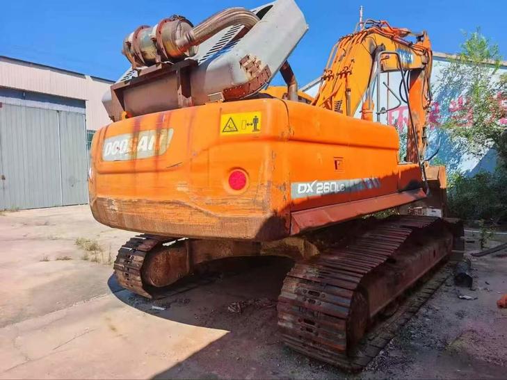Buy Doosan DX260LC Used Excavator / 1