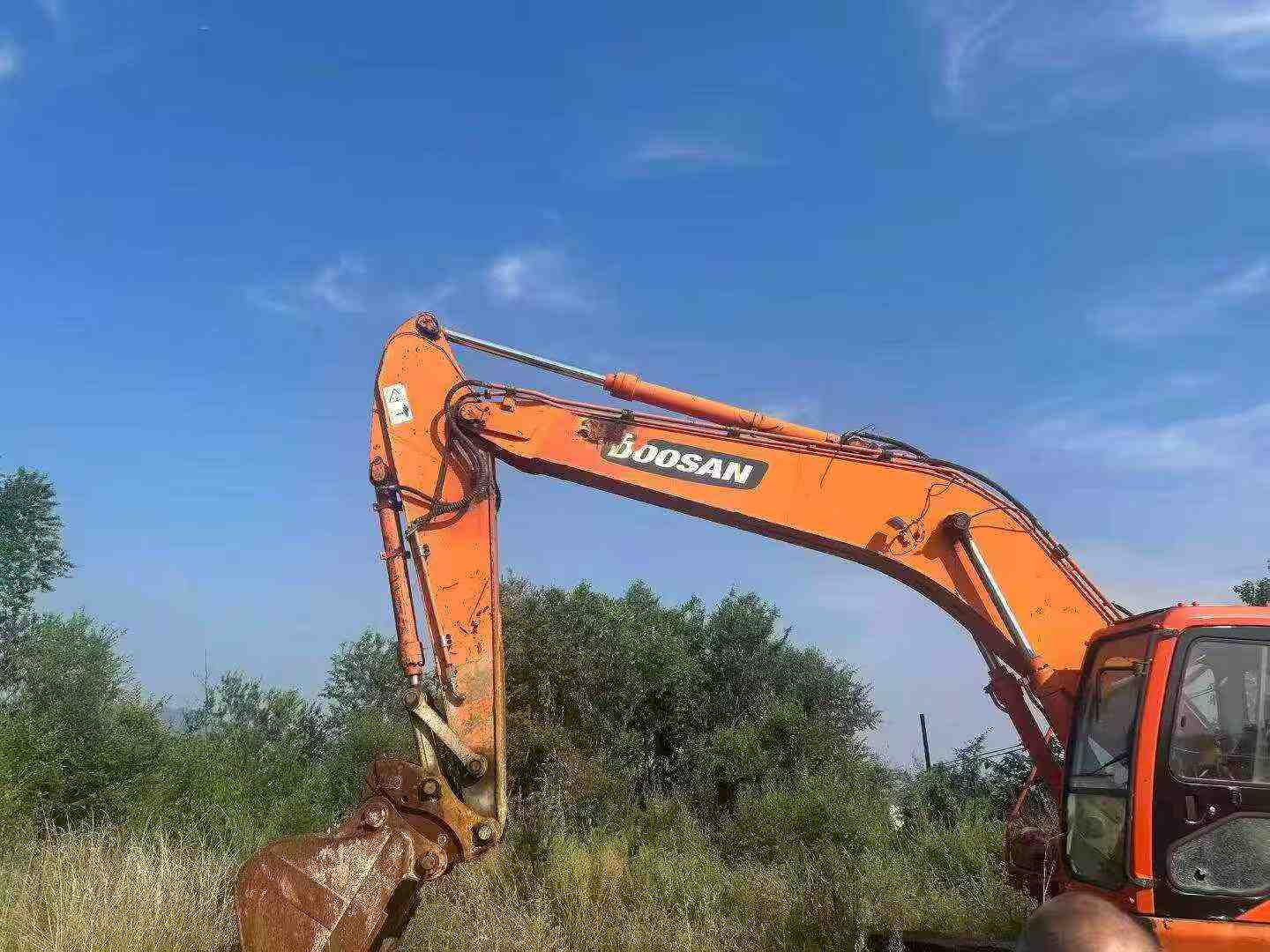 Buy Doosan DH225-9 Used Excavator / 2