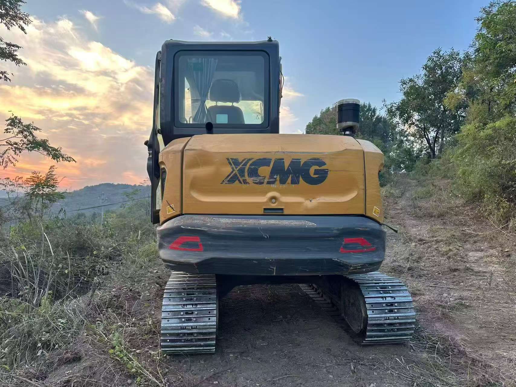 Buy XCMG XE60 Used Excavator / 2