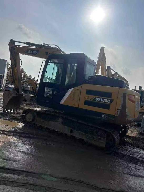 Buy Sany SY135 Used Excavator / 1