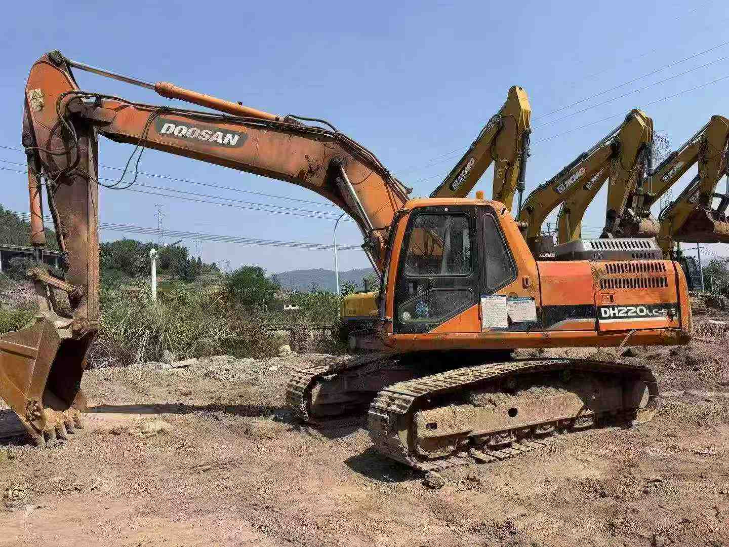 Buy Doosan DH220-9E Used Excavator / 3