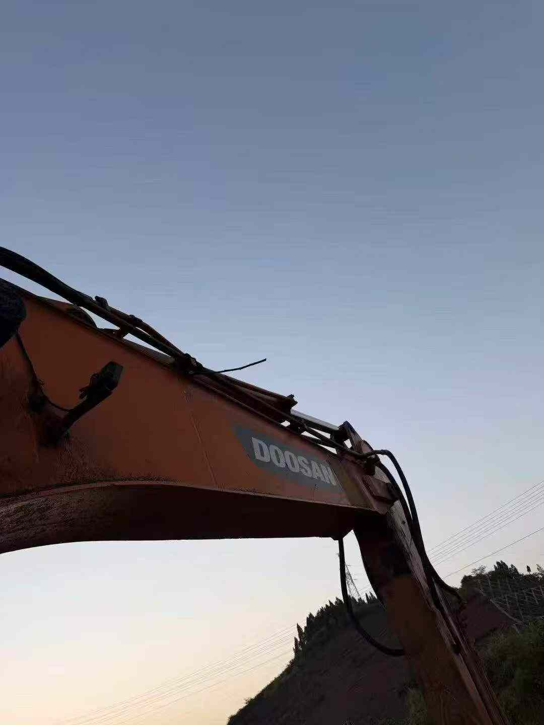 Buy Doosan DX260LC Used Excavator / 4